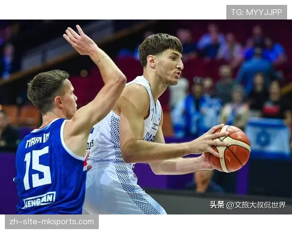 穆雷与阿夫迪亚半场数据亮眼，互飙得分助推比赛激烈进程